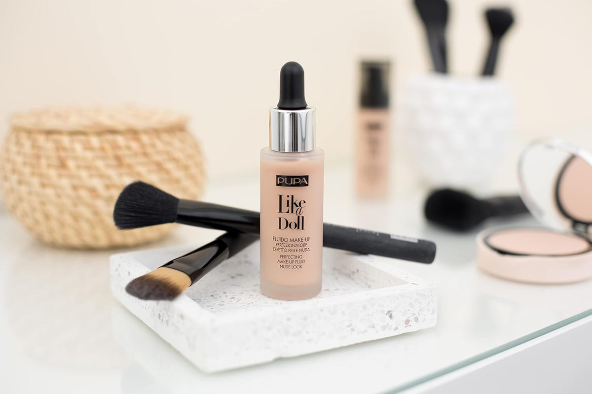 PUPA Milano Like A Doll Perfecting Make-Up Fluid Nude Look Foundation - Light Texture - Natural, Radiant Results - Nude Skin Effect - For All Skin Types - Blends Perfectly - Light Beige - 1.01 Oz
