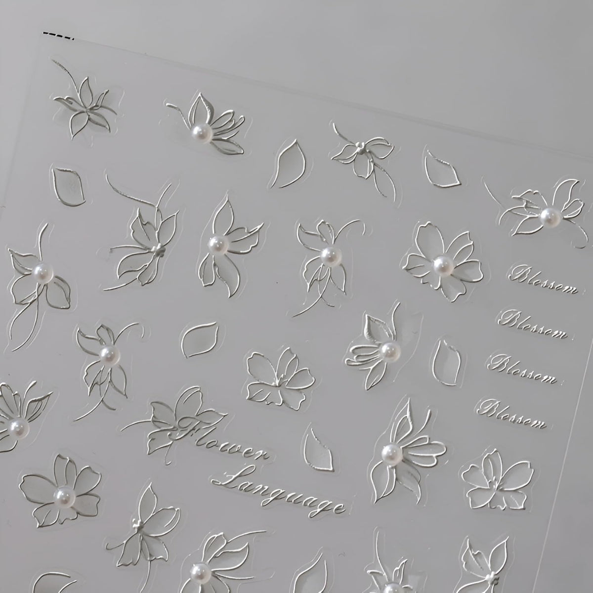 White Flower Nail Art Stickers 5D Embossed Spring Summer Nail Stickers for Nail Art Flower Nail Decals Self Adhesive White Pearl Floral Decoration Accessories for Women Girls