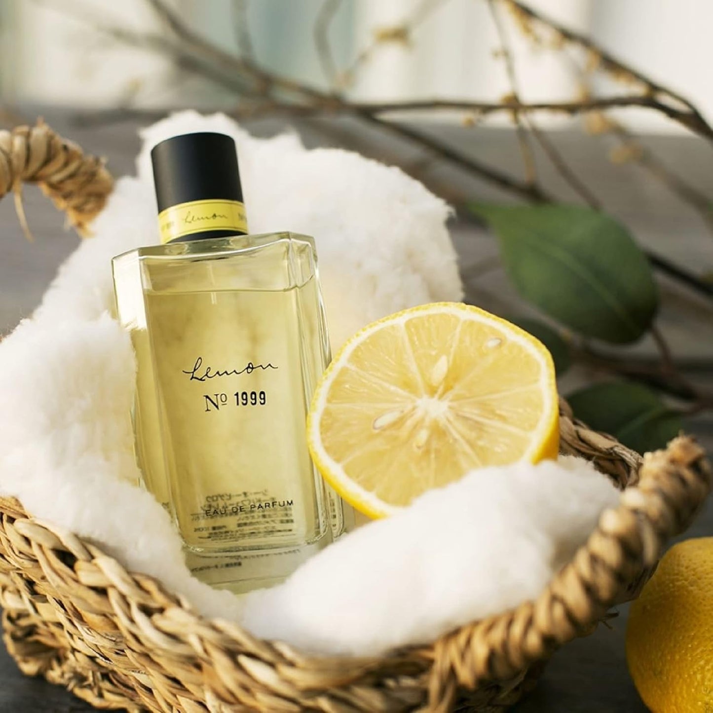 C.O. Bigelow Lemon Eau de Parfum, Citrus Perfume with Lemon Extract & White Musk, Eau de Parfum for Men & Women, 3.4 Fl Oz