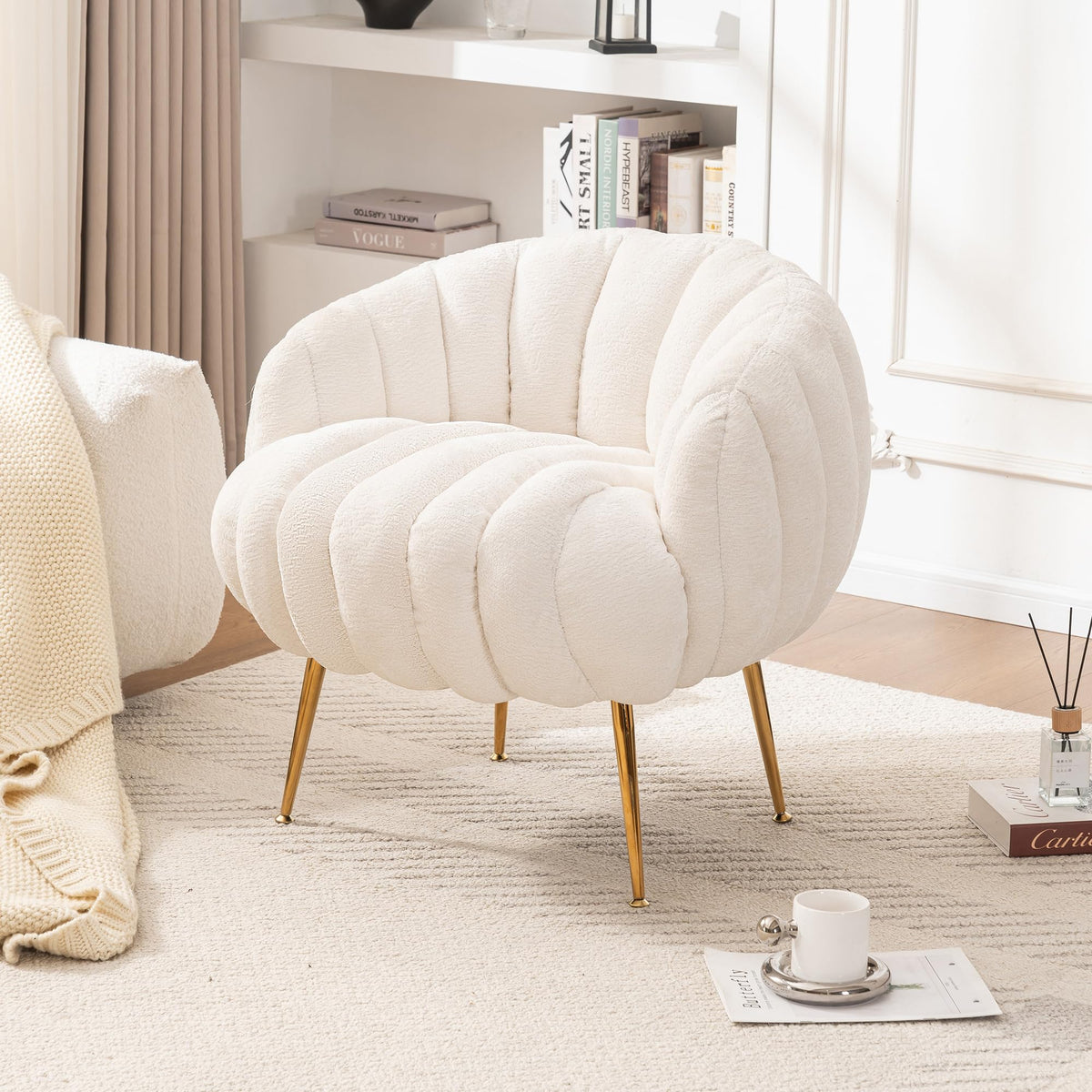 Mistpople Pumpkin Accent Chair, Modern Vanity Chair with Gold Metal Legs, Comfy Single Sofa Chair, Upholstered Armchair for Living Room Bedroom, Office, Makeup Room, Beige