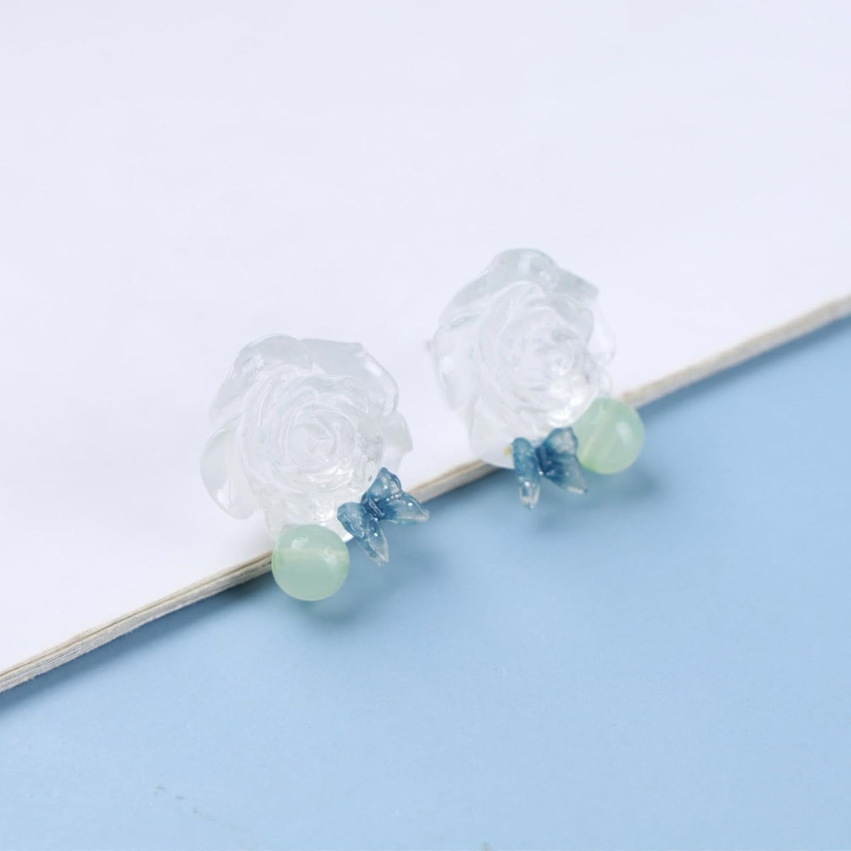 Vintage Resin Flower Earrings Camellia Flower Stud Earrings Large Transparent Flower Earrings Boho Transparent Petal Earrings Jewelry for Women