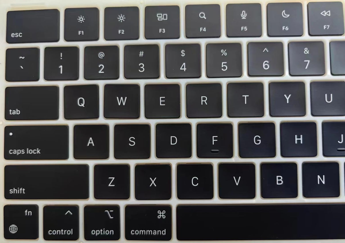 Replacement US Keycaps Keys Black Compatible with MacBook Air M2 Retina 13.6/15 inch Model A2681 A2941, for MacBook Pro M2/M3 Pro 14/16 inch Model A2779 A2780 A2991 A2992 A2918 Key Cap (Black.)