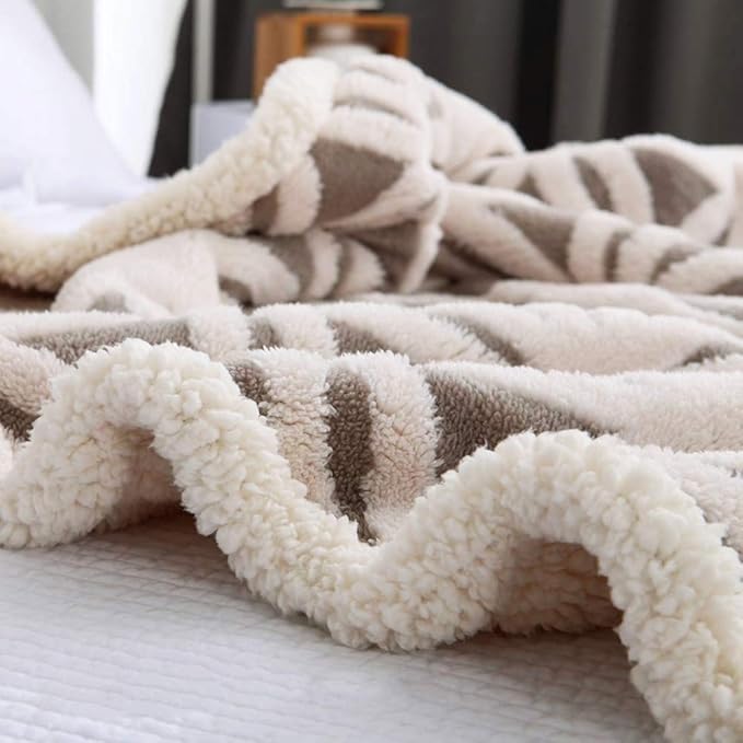 LOMAO Sherpa Fleece Blanket 60x80 Fuzzy Soft Throw Blanket Dual Sided Blanket for Couch Sofa Bed (Grey, 60''x80'')