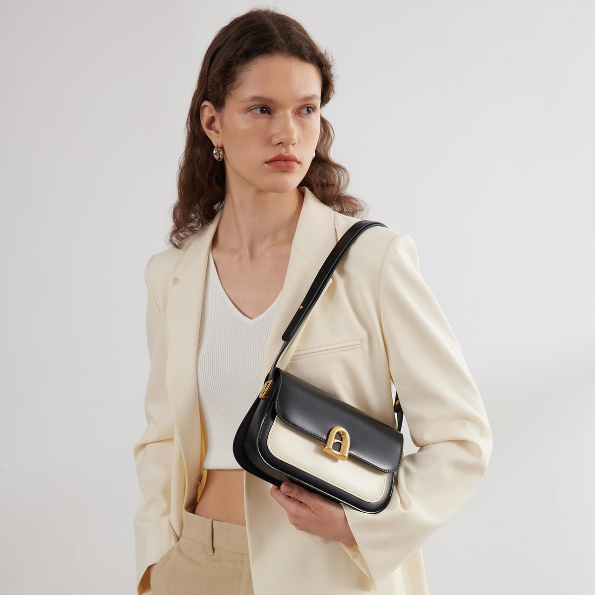 LA'FESTIN Genuine Leather Shoulder Purse for Women, Designer Handbag with Adjustable Strap, Going Out Crossbody Bag (White)