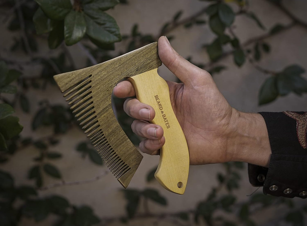 THE BEARDED AXE BEARD COMB | Original | Green Sandalwood/Boxwood | Artisan Crafted & Handmade