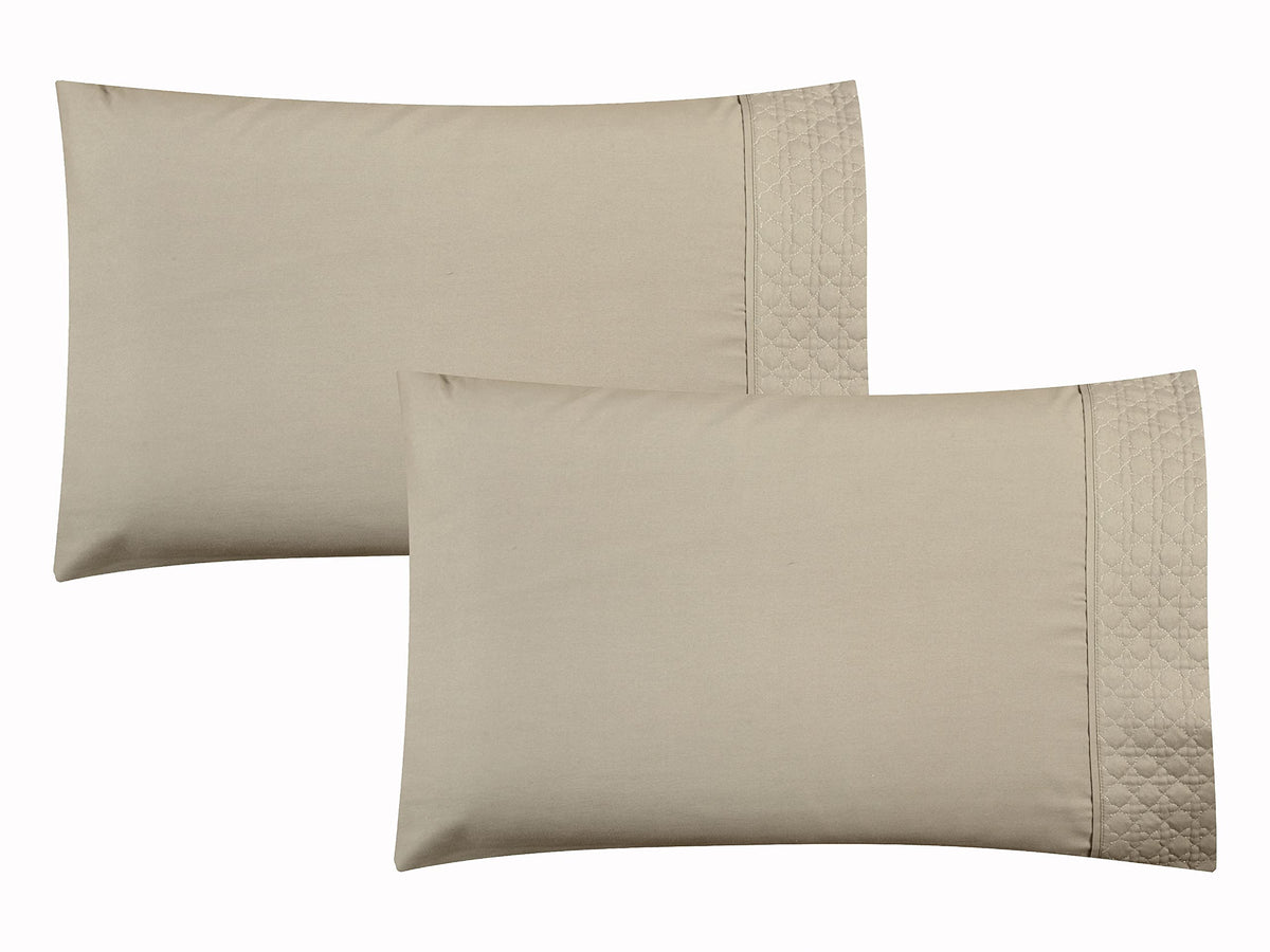 Elegant Comfort Luxury Soft Coziest 4-Piece Bed Sheet Set 1500 Thread Count Egyptian Quality Wrinkle Resistant Beautiful Quilted Design on Flat Sheet and Pillowcases, Full, Cream