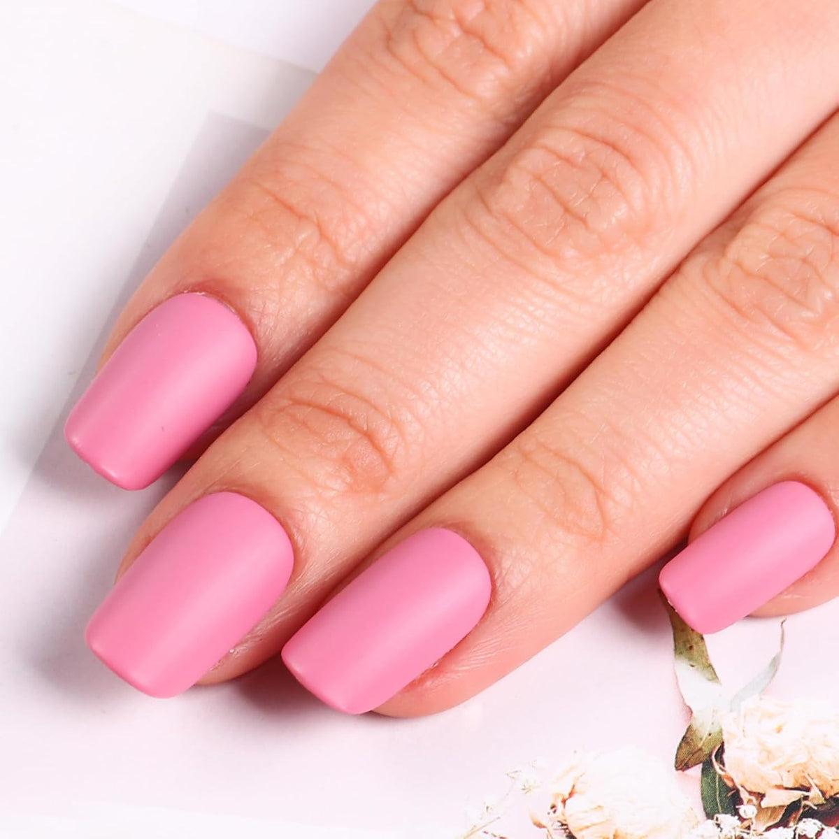 Matte Nail Polish Air Dry Nail Lacquer for Nail Art Varnish, Mist Effect Matte Finish Velvet Nail Polish, 0.35 fl oz (Deep Pink-22, 10 ML)