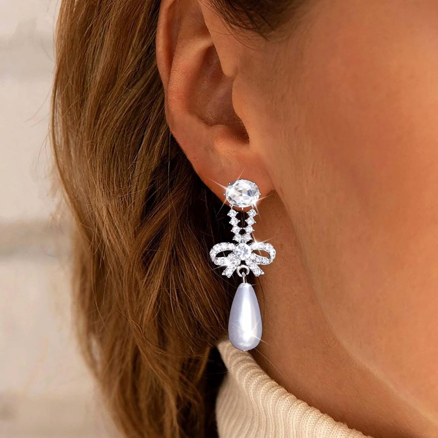 Vintage Teardrop Pearl Dangle Earrings Long Cz Pearl Drop Earrings Silver Crystal Bow Stud Earrings Rhinestone Pearl Bridal Earrings Jewelry for Women