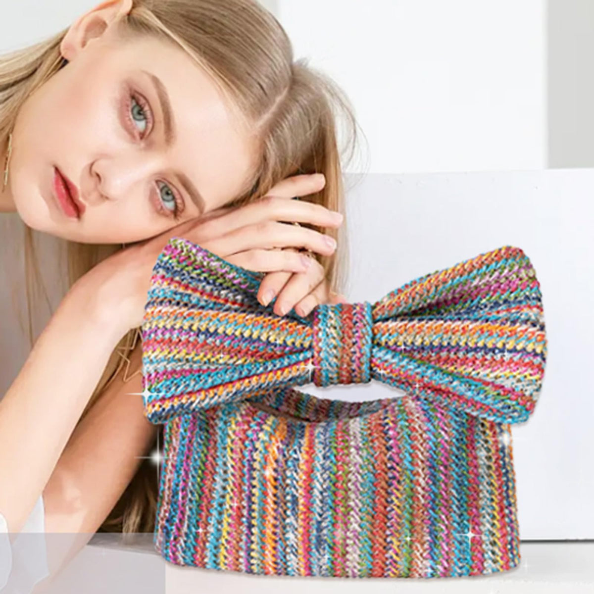 FantasyBear Small Straw Cluth for women,Trendy Cute Summer Woven With Bow Women Purse Handbag Wallet For Beach Vacation Party (Multicolour)