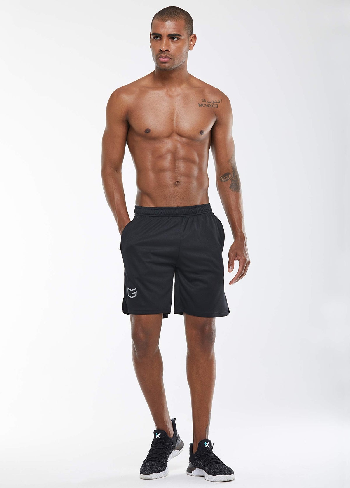 G Gradual Men's 2 Pack 7" Workout Running Shorts Quick Dry Lightweight Gym Shorts with Zip Pockets (2 Pack: Black/White Large)