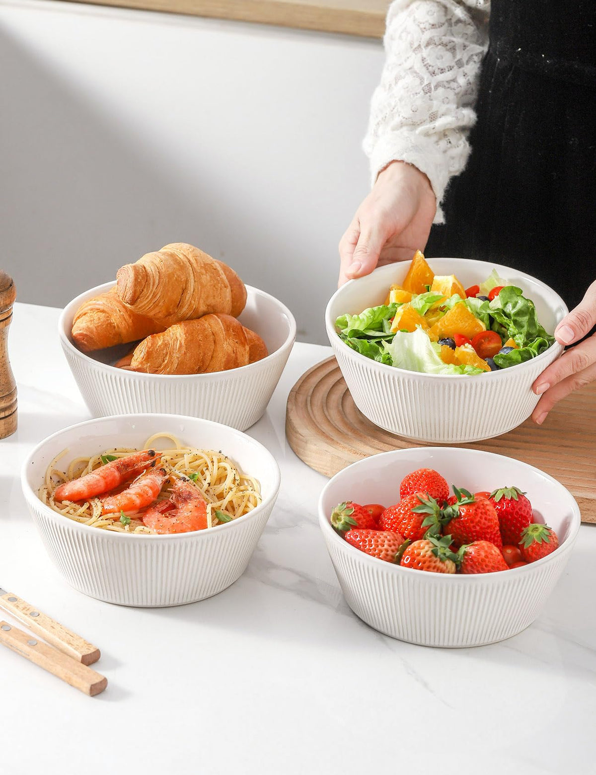 UBEE Large Soup Bowls Set of 4, 7.3 inch White Salad Bowls, Ceramic Serving Bowls for Ramen, Pasta, Fruit, Cereal, Fruit, Dinner, Dishwasher and Microwave Safe