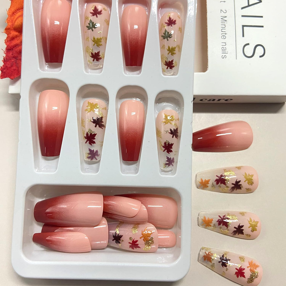 Fall Press on Nails Maple Leaf Sequins Fake Nails Thanksgiving Gradient Long Coffin Nail Glossy Autumn Maple Leaves Acrylic Glue on Nail for Women DIY Manicure