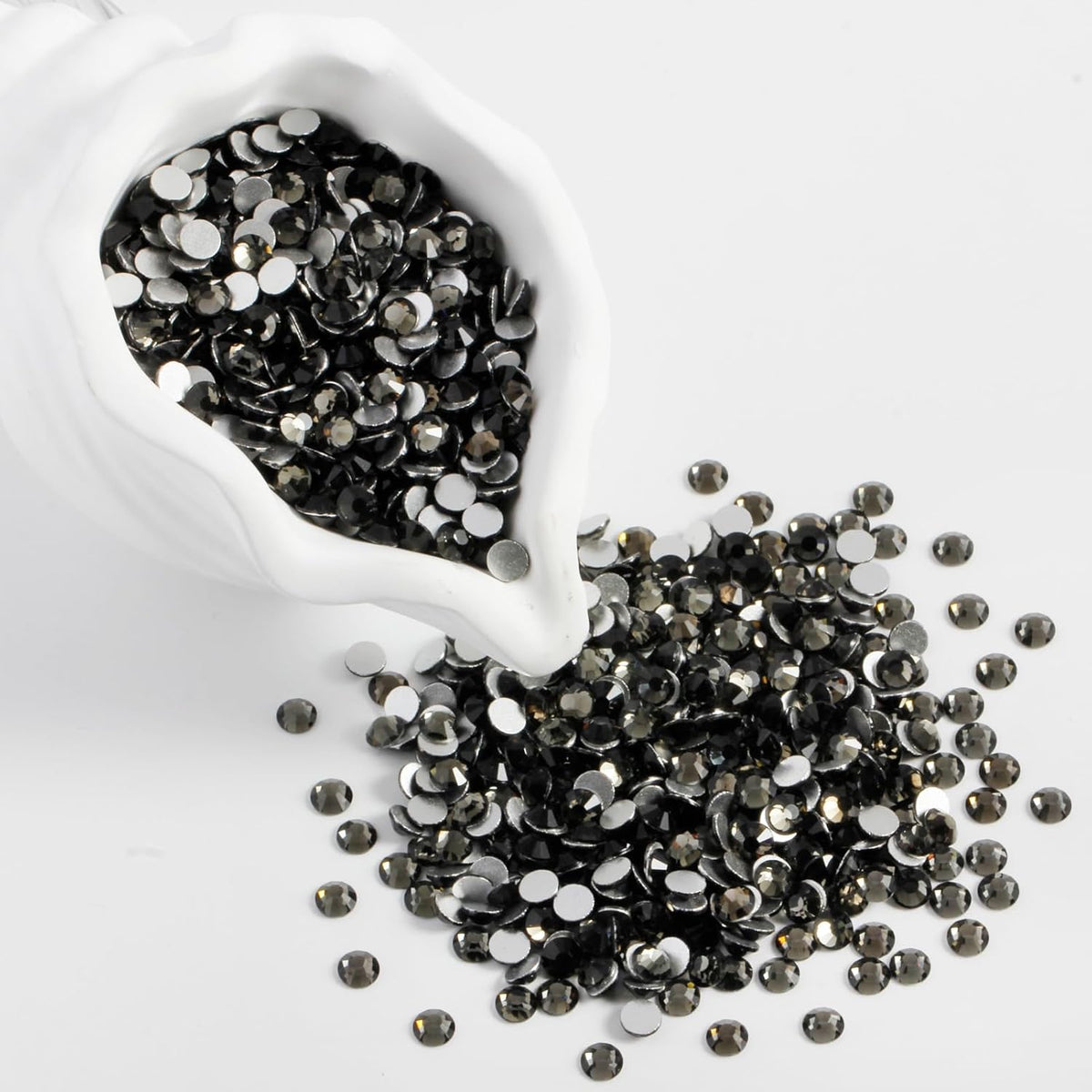 400PCS SS30 Flatback Rhinestones | 12-Facet Diamond-Cut Glass Gems for Nail Art, Clothing, DIY Crafts |Glue-On Decoration Stones with Silver Backing(Black Diamond)