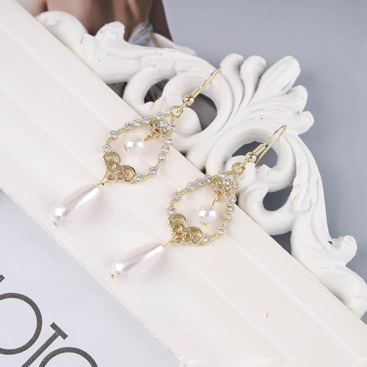 Vintage Crystal Pearl Drop Earrings Teardrop Pearl Earrings Gold Long Tassel Pearl Earrings Cz Pearl Teardrop Bridal Earrings Jewelry for Women