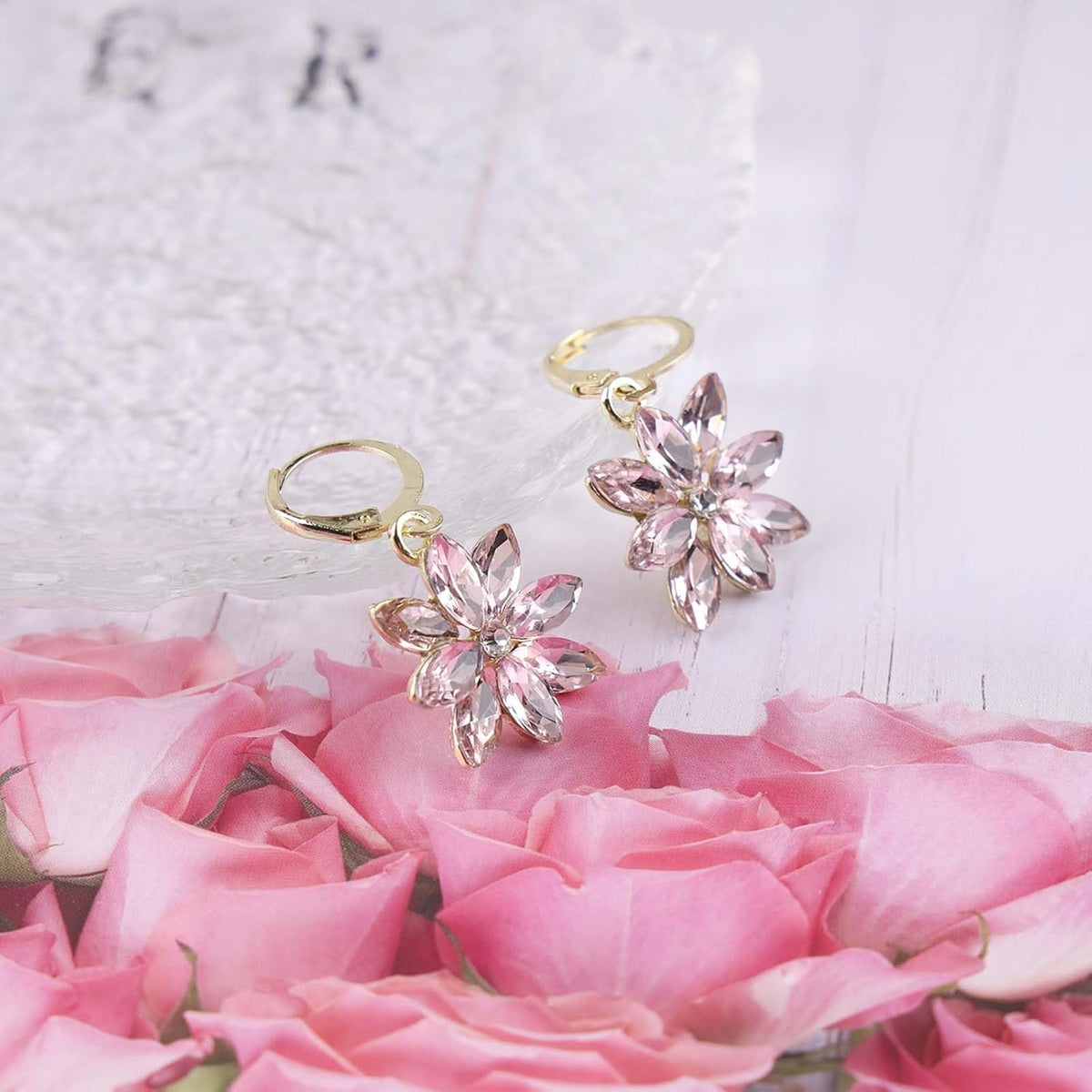Vintage Blue Crystal Flower Earrings Sapphire Drop Earrings Rhinestone Flower Hoop Earrings Blue Gem Flower Stud Earrings Jewelry for Women