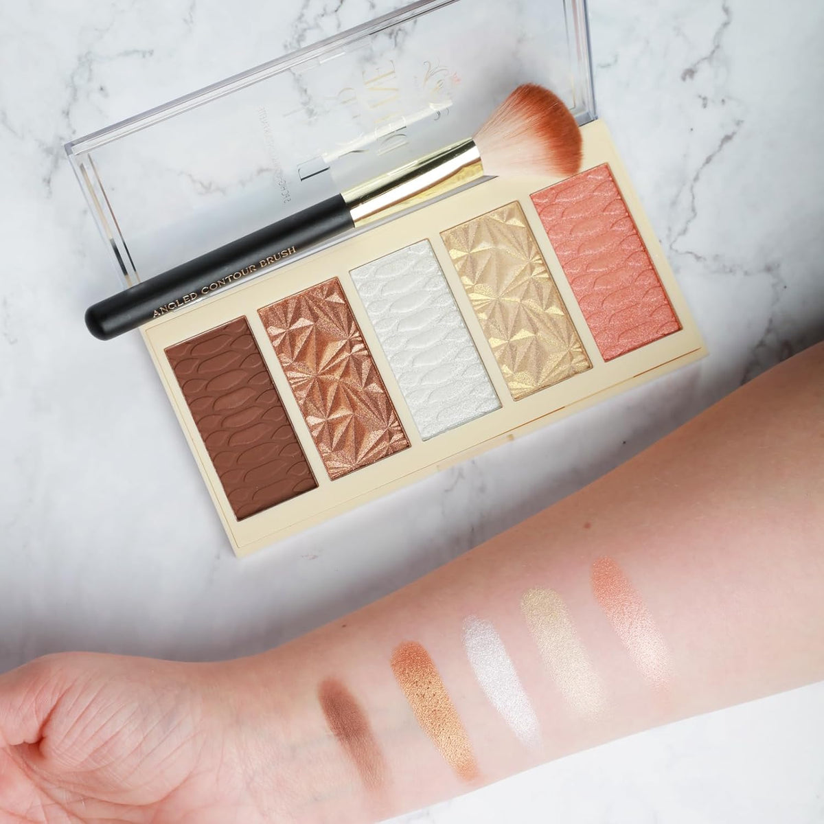 Paris Hilton Define Your Light Set - Blendable Highlighter Makeup with Vibrant Blush, Bronzer and Contour Palette - Makeup Palette with Brush - 1 pc