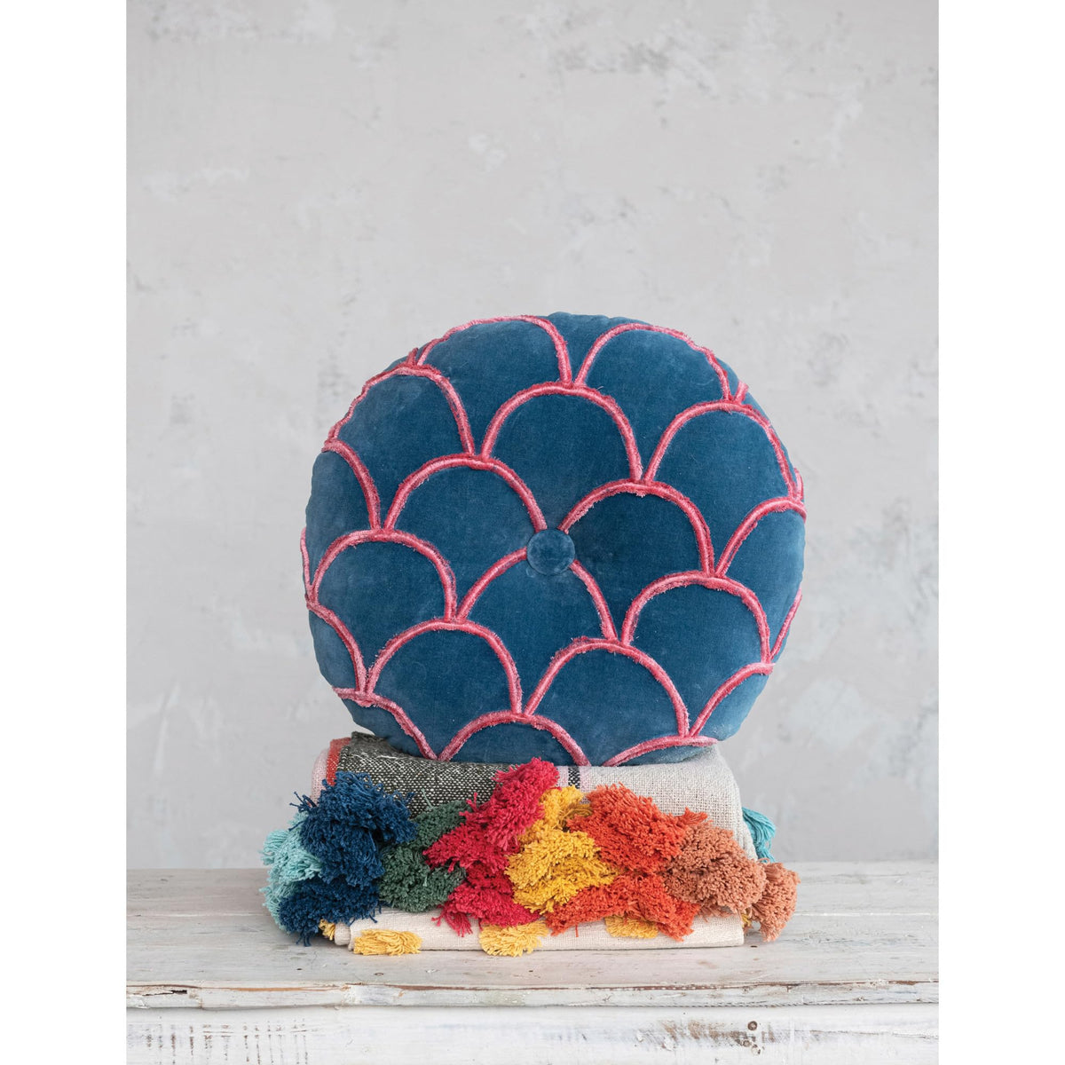 Creative Co-Op 18 Inches Round Cotton Tufted Scallop Pattern, Navy Blue and Pink Pillow, std