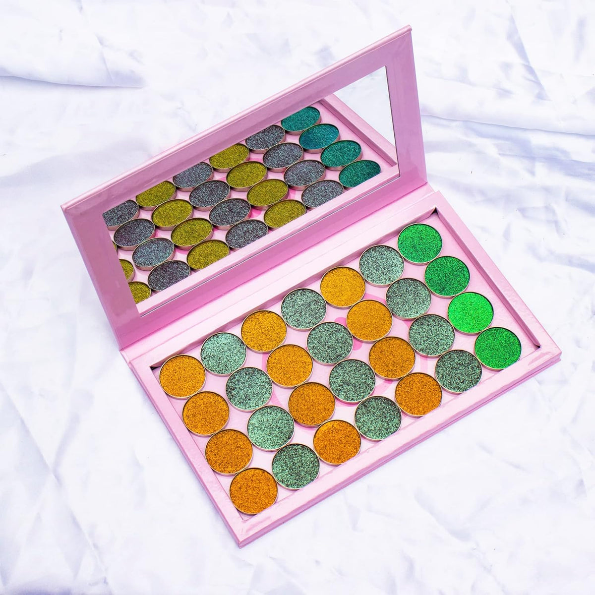 Empty magnetic palette with Mirror,Like a Book Fashionable and beautiful empty magnetic palette for Highlighters Lipstick Blush Powder Eyeshadows(pink)