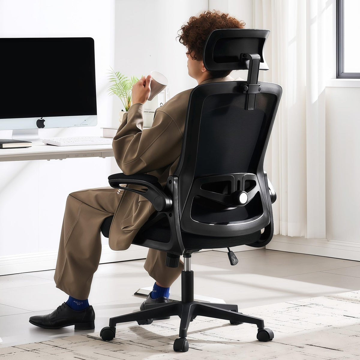 Fizzin Ergonomic Office Chair, 400 LBS Desk Chair with Adjustable Lumbar Support, High Back Breathable Mesh Computer Chair Rolling Work Swivel Task Chairs, Comfy Home Office Desk Chair (Black)
