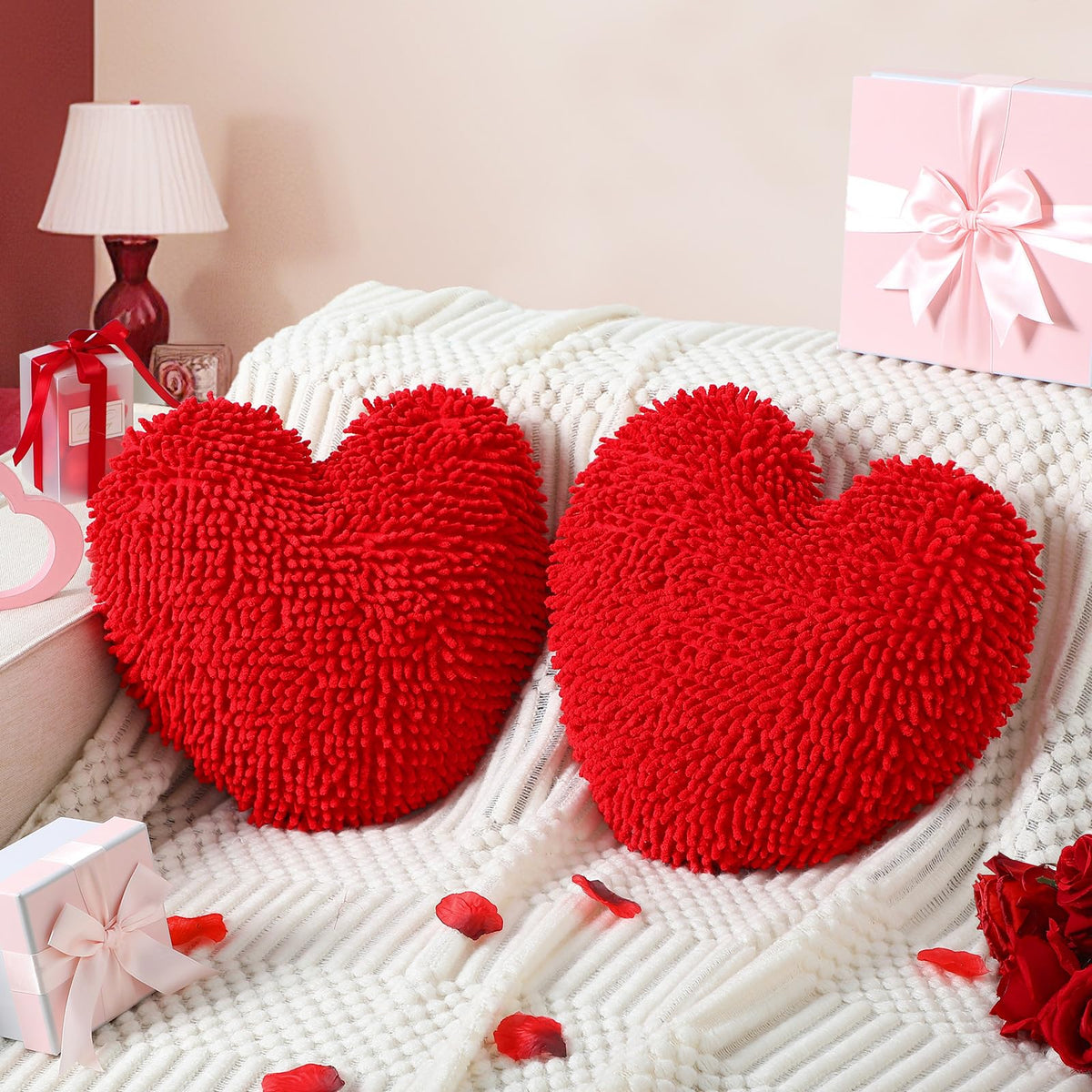 Memorywuu 2 Pcs Heart Shaped Pillow 14 Inch Heart Chenille Pillow Cushion Plush Soft Throw Cushion with Removable Cover for Sofa Couch Bed Women Girls Gifts(Red)