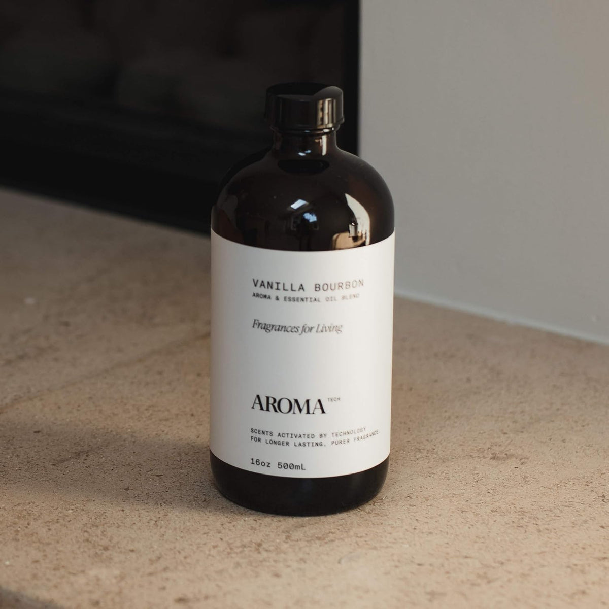 AromaTech Vanilla Bourbon Aroma Essential Oil Blend: Luxury Hotel Inspired Aromatherapy with Vanilla Bean, Bourbon & Oak Barrel for Ultrasonic Diffusers & Nebulizers - 16 fl oz, 500 mL