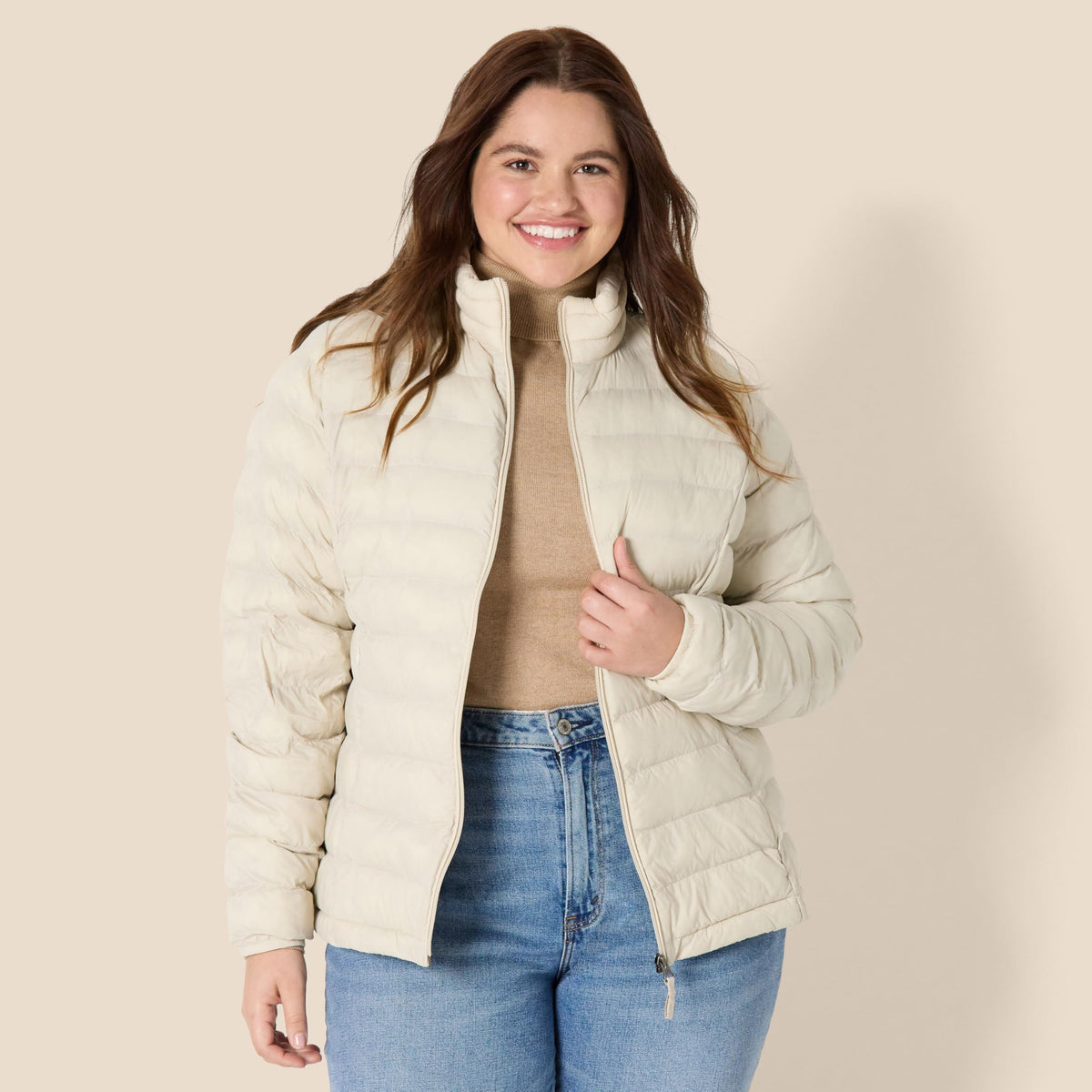 Amazon Essentials Women's Lightweight Long-Sleeve Water-Resistant Packable Puffer Jacket (Available in Plus Size), Stone, Large