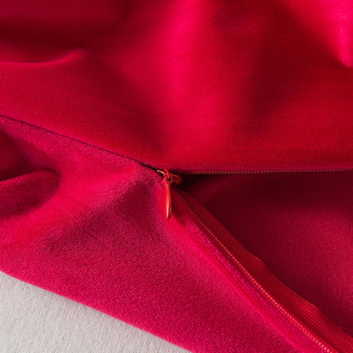 H HOUSEHOLD 1 Pack Velvet Body Pillow Cover, Soft and Cozy Luxury Fuzzy Flannel 20x54 Inches Long Pillowcase with Zipper (Body Size 20x54 Inches, Red)