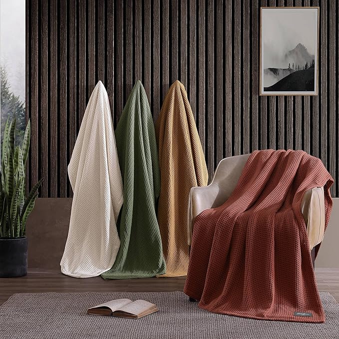 Eddie Bauer Blanket Soft Waffle Weave Bedding, Medium Weight Bedroom Decor, Softens Every Wash, King, Green